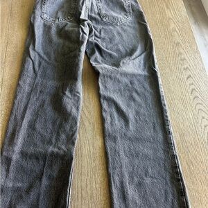 Zara Gray Straight-Leg Jeans Classic Style
